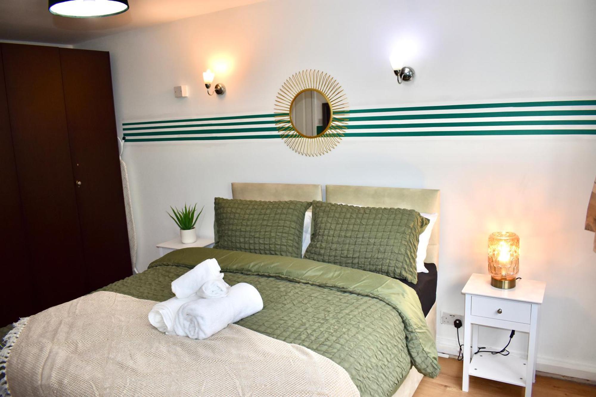 Luxury 2 Bedroom Apartment, Parking, Few Minutes Walk From Wembley Stadium Лондон Экстерьер фото