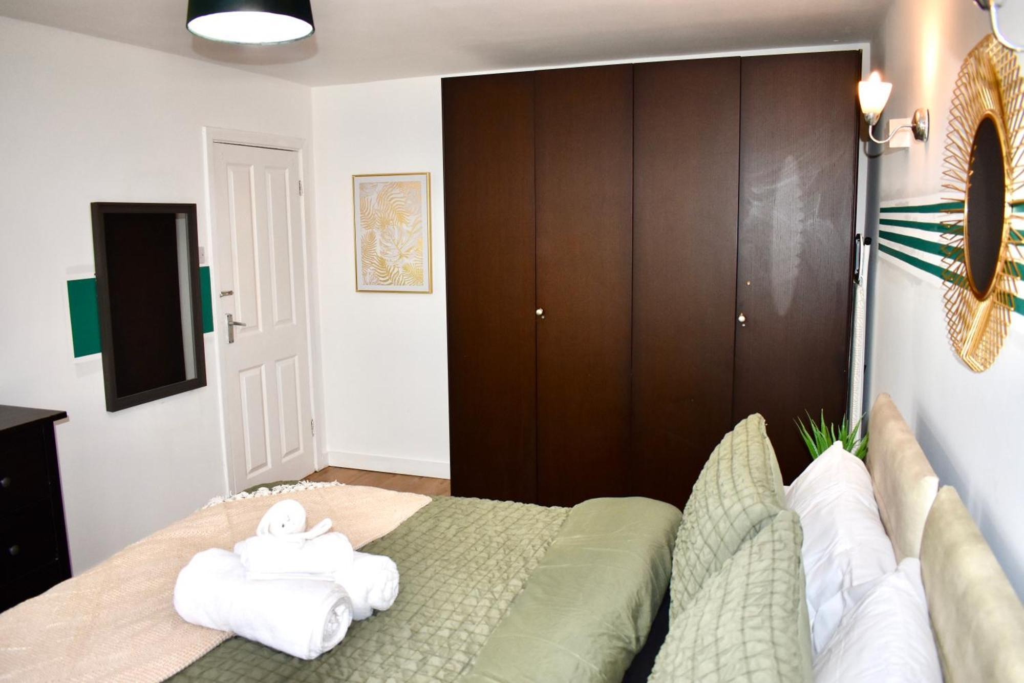 Luxury 2 Bedroom Apartment, Parking, Few Minutes Walk From Wembley Stadium Лондон Экстерьер фото
